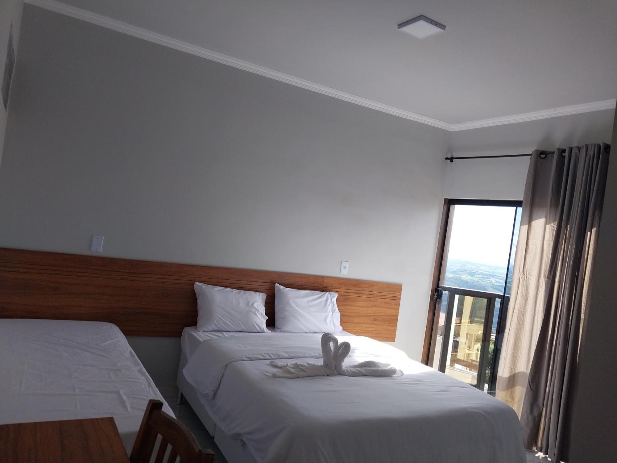 Hotel-Pousada Quartzo Rosa São Tomé das Letras Buitenkant foto