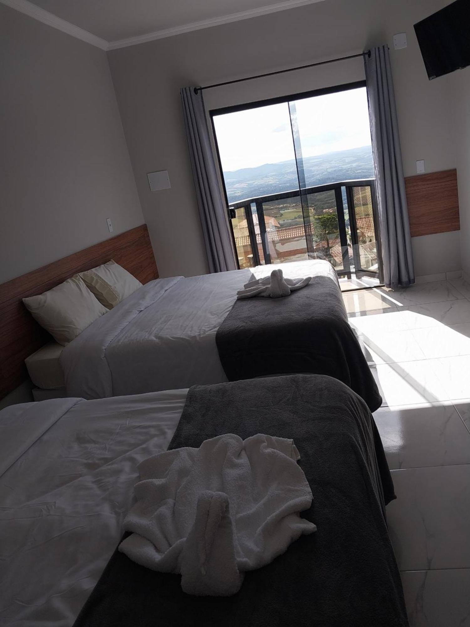 Hotel-Pousada Quartzo Rosa São Tomé das Letras Buitenkant foto