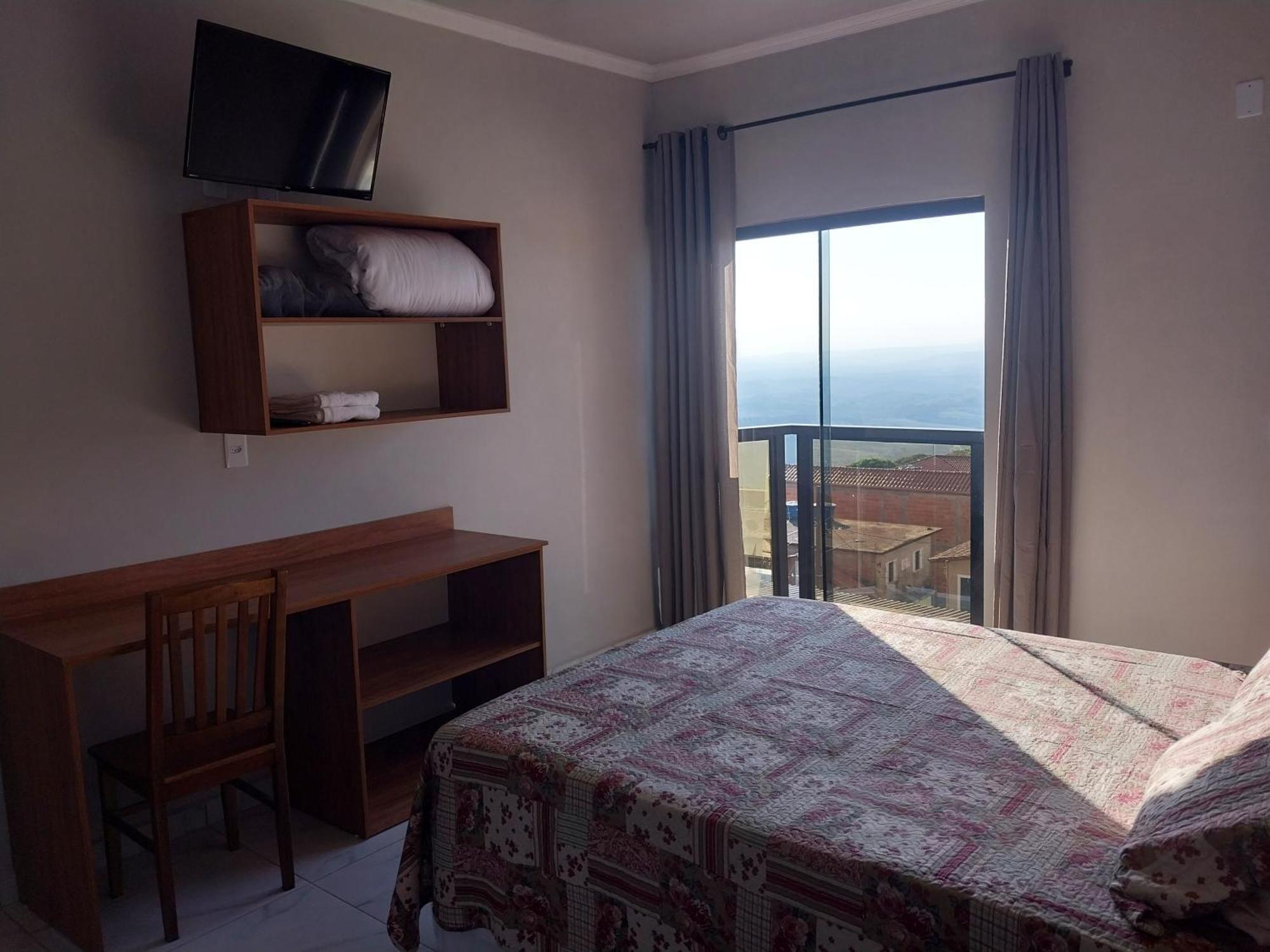 Hotel-Pousada Quartzo Rosa São Tomé das Letras Buitenkant foto