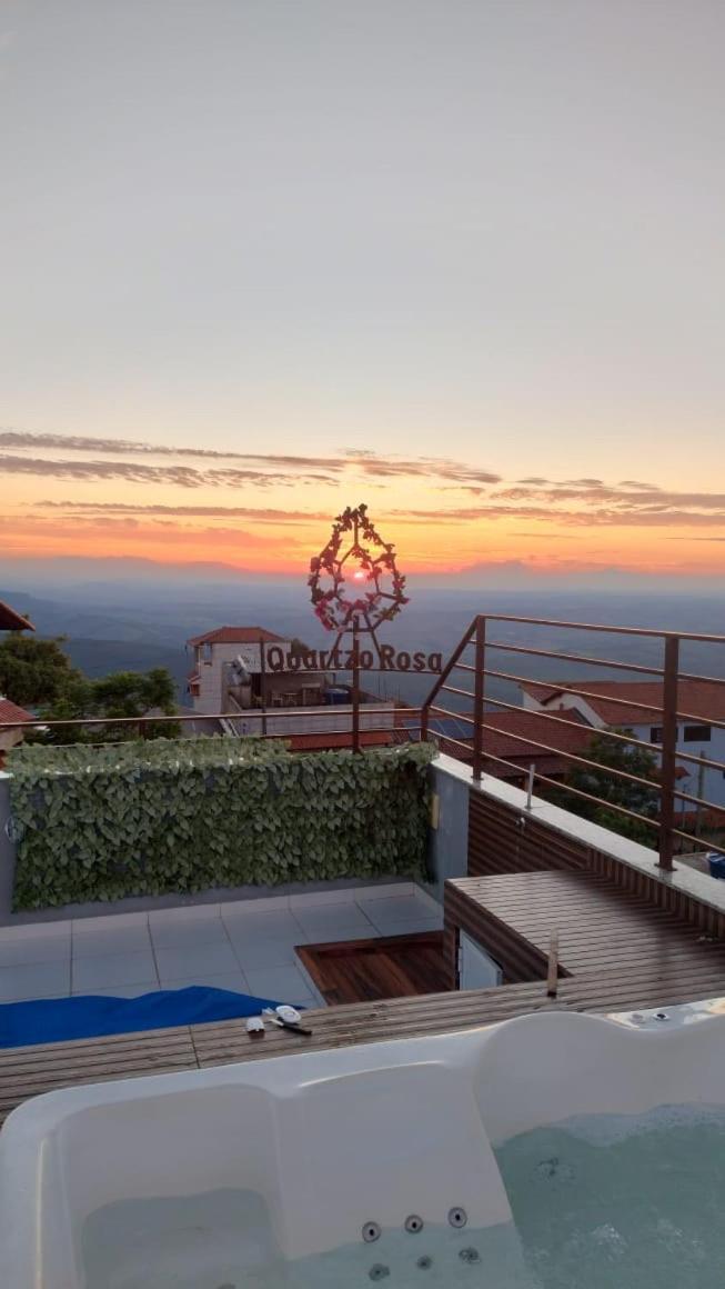 Hotel-Pousada Quartzo Rosa São Tomé das Letras Buitenkant foto